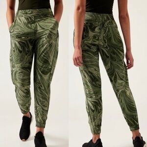 Athleta Brooklyn Joggers in a "Sumi Marble Green" (Size:12)
